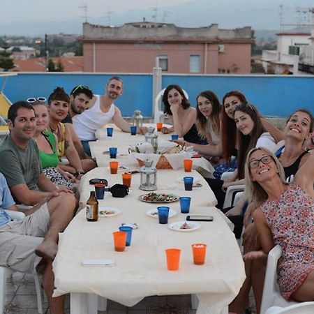Gianni House Backpackers Hostel Джардіні-Наксос Екстер'єр фото
