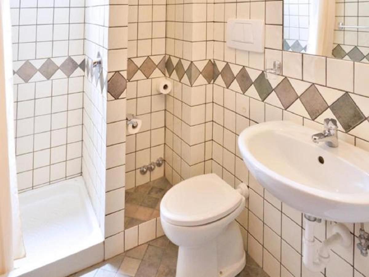 Gianni House Backpackers Hostel Джардіні-Наксос Екстер'єр фото
